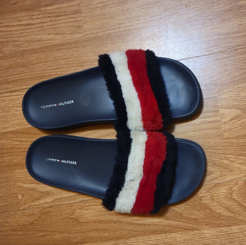 Shoe